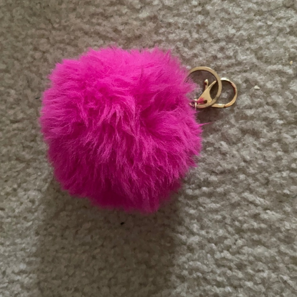 Pom keychain